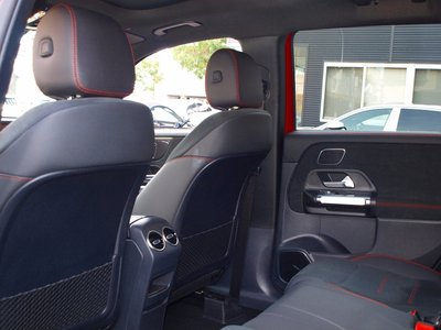 MERCEDES-BENZ GLB - 9