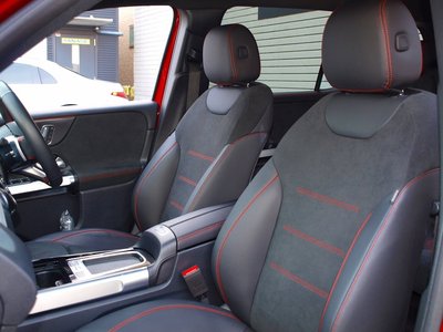 MERCEDES-BENZ GLB - 10