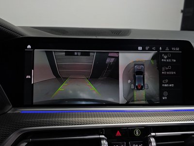 2022 BMW X6 — миниатюра 15