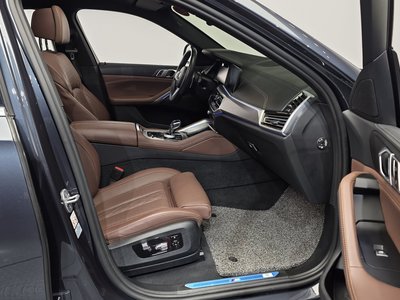 2022 BMW X6 — миниатюра 11