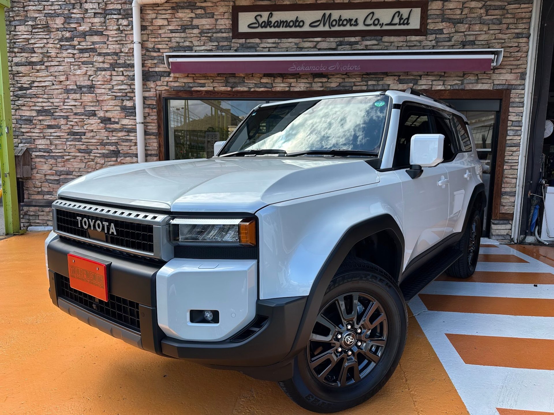 TOYOTA LAND CRUISER 250 - View 1