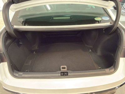 LEXUS IS - 10