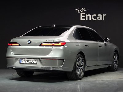 صورة 4 لـ 2024 BMW 7 SERIES