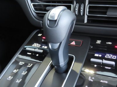 2026 Porsche MACAN — миниатюра 19