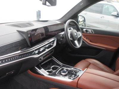 صورة مصغرة 33 لـ 2023 BMW X7