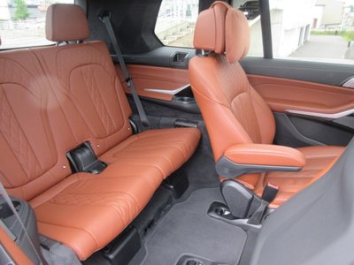 صورة مصغرة 40 لـ 2023 BMW X7