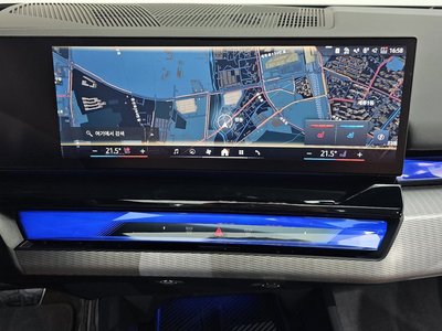 صورة مصغرة 13 لـ 2025 BMW 5 SERIES