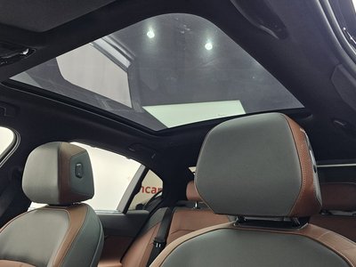 صورة مصغرة 17 لـ 2025 BMW 5 SERIES