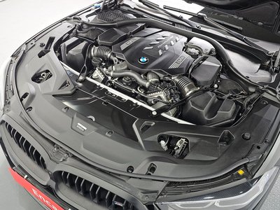BMW 8 SERIES - 7