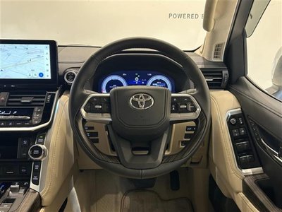 TOYOTA LAND CRUISER 300 - 2