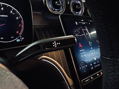 MERCEDES-BENZ GLC - 9