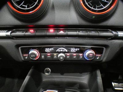 صورة مصغرة 33 لـ 2018 AUDI RS3 SPORTBACK