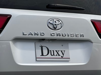 صورة مصغرة 24 لـ 2025 Toyota LAND CRUISER 300