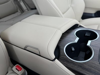 صورة مصغرة 54 لـ 2025 Toyota LAND CRUISER 300