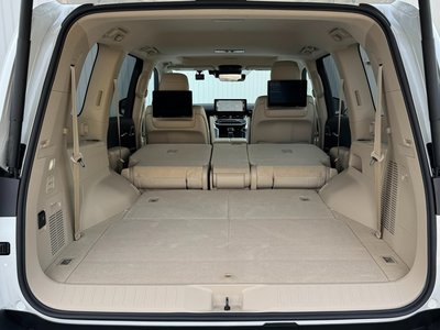 صورة مصغرة 75 لـ 2025 Toyota LAND CRUISER 300