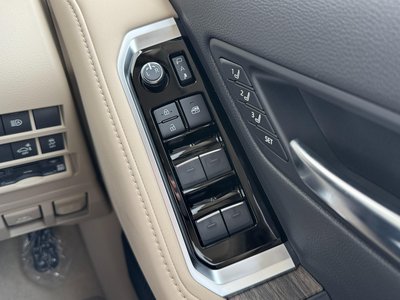 صورة مصغرة 62 لـ 2025 Toyota LAND CRUISER 300