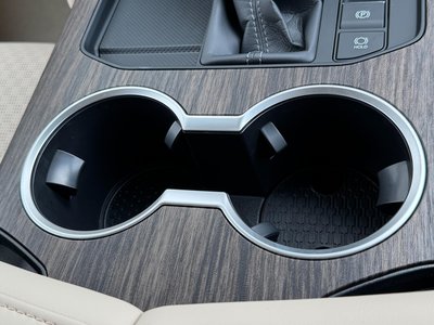 صورة مصغرة 53 لـ 2025 Toyota LAND CRUISER 300