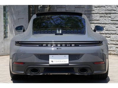 PORSCHE 911 - 9