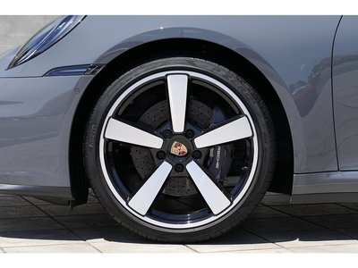 PORSCHE 911 - 10