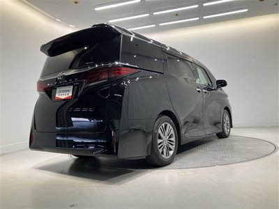 2023 Toyota ALPHARD — фото 4