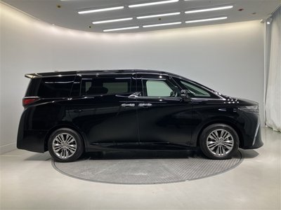 2023 Toyota ALPHARD — фото 3