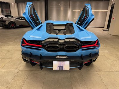 LAMBORGHINI REVUELTO - 6