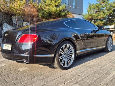 BENTLEY CONTINENTAL - 10