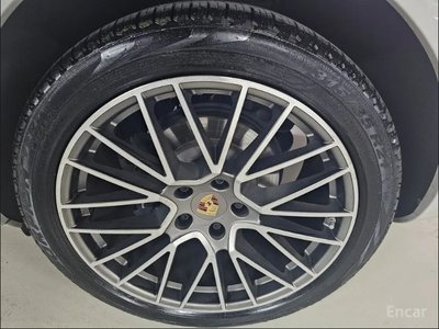 PORSCHE CAYENNE - 6