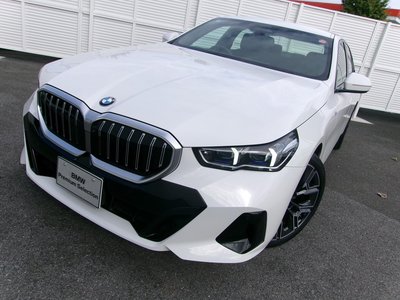 BMW 5 SERIES - 8