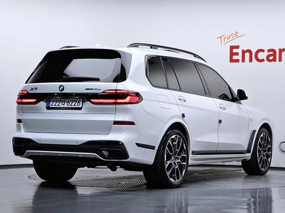 صورة 4 لـ 2025 BMW X7
