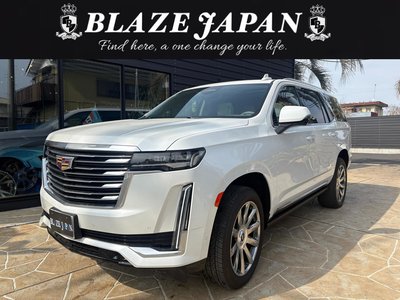 CADILLAC ESCALADE - 1