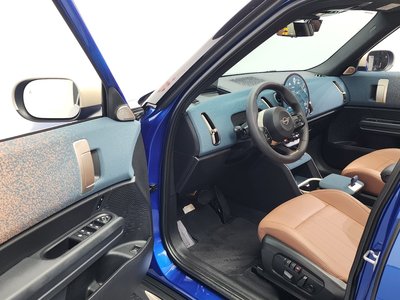 MINI COUNTRYMAN - 10