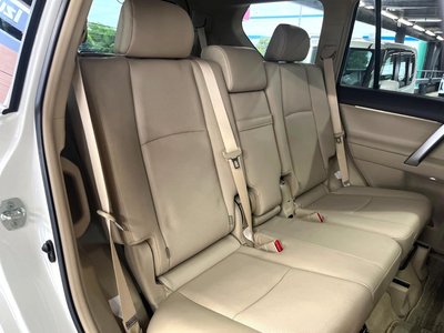 TOYOTA LAND CRUISER - 9