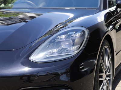 2018 Porsche PANAMERA — миниатюра 4