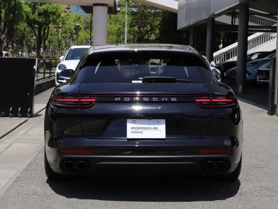 2018 Porsche PANAMERA — миниатюра 2
