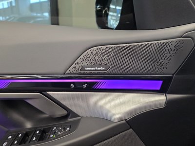 2025 BMW 5 SERIES — миниатюра 20