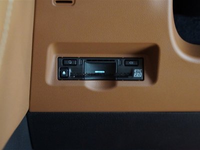 2025 Toyota VELLFIRE thumbnail 38