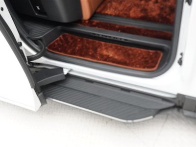 2025 Toyota VELLFIRE thumbnail 15