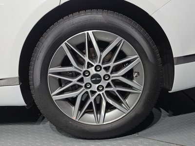 2024 Genesis G80 (RG3) 照片 8