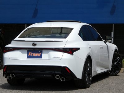 LEXUS IS - 9