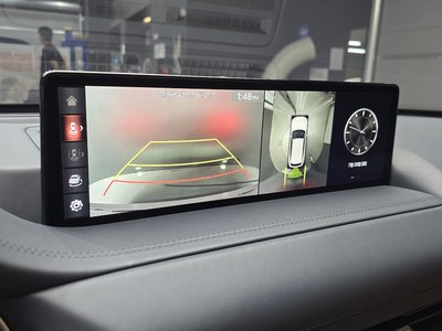 2021 Genesis GV80 thumbnail 21