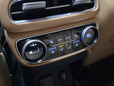 2021 Genesis GV80 thumbnail 27