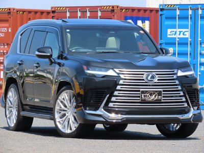 صورة 2 لـ 2025 Lexus LX