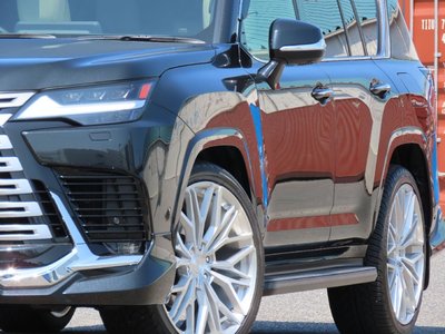 صورة مصغرة 11 لـ 2025 Lexus LX