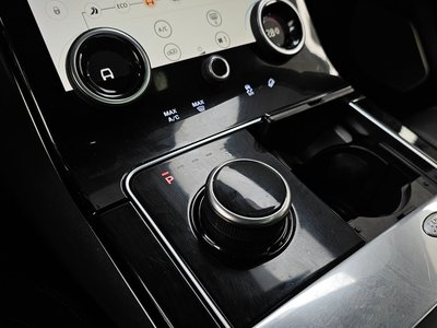 LAND ROVER RANGE ROVER VELAR - 9