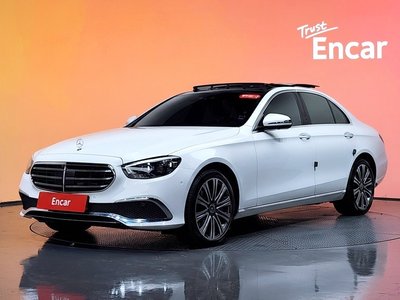 MERCEDES-BENZ E-CLASS - 1