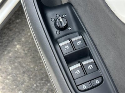 صورة مصغرة 30 لـ 2023 AUDI Q8
