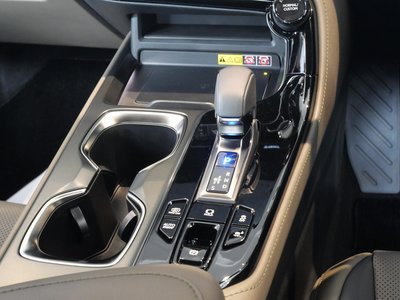 2025 Lexus NX 缩略图 11