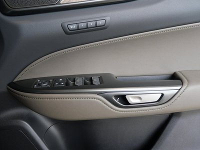 2025 Lexus NX 缩略图 14