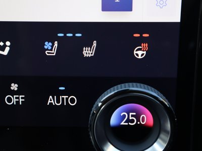 2025 Lexus NX — миниатюра 14